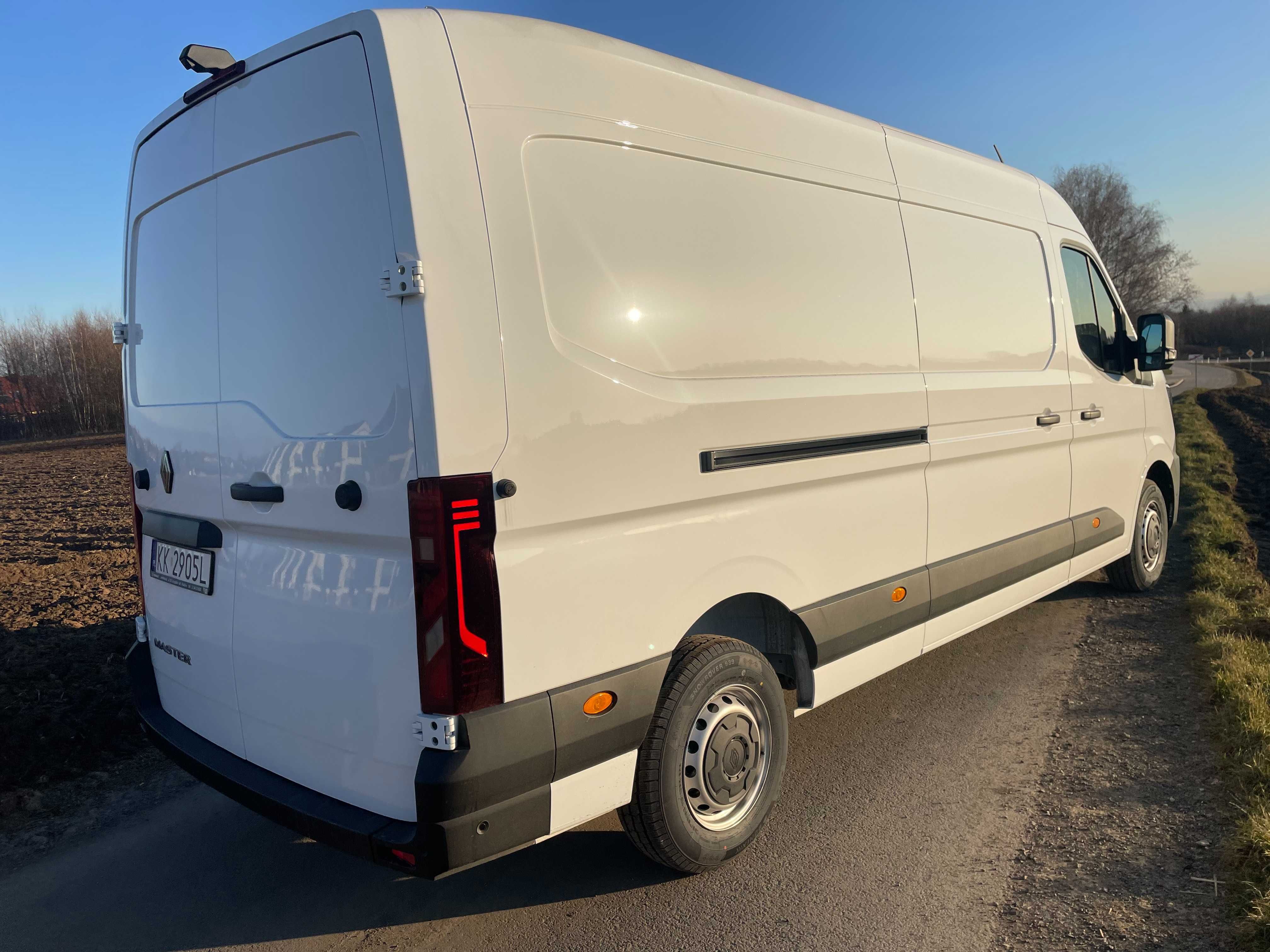 Renault Master L3H2 rocznik 2024 na wynajem