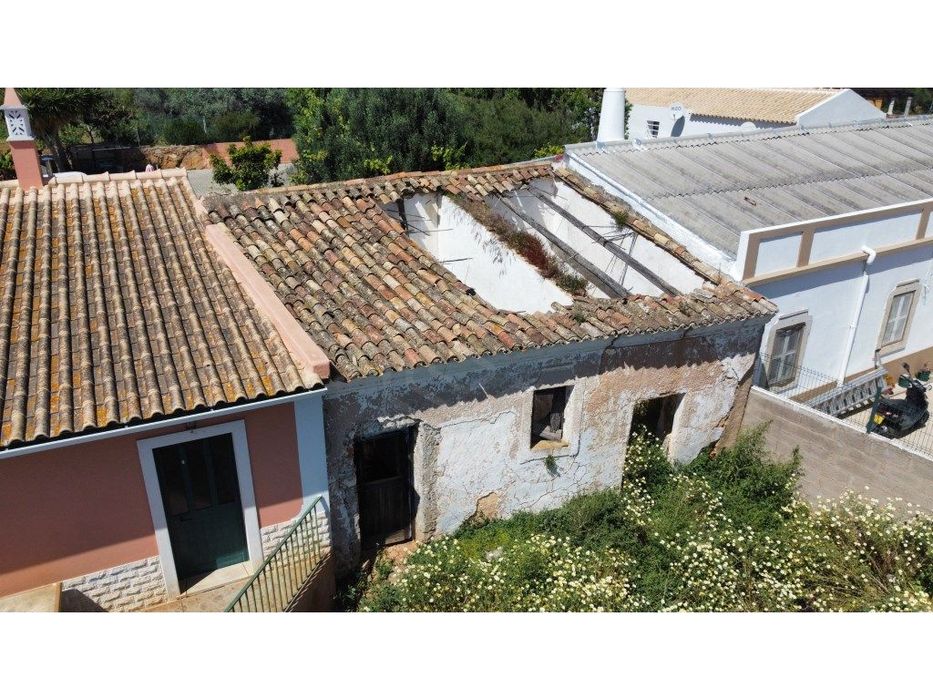 Lote de Terreno com Ruína em Boliqueime, Algarve