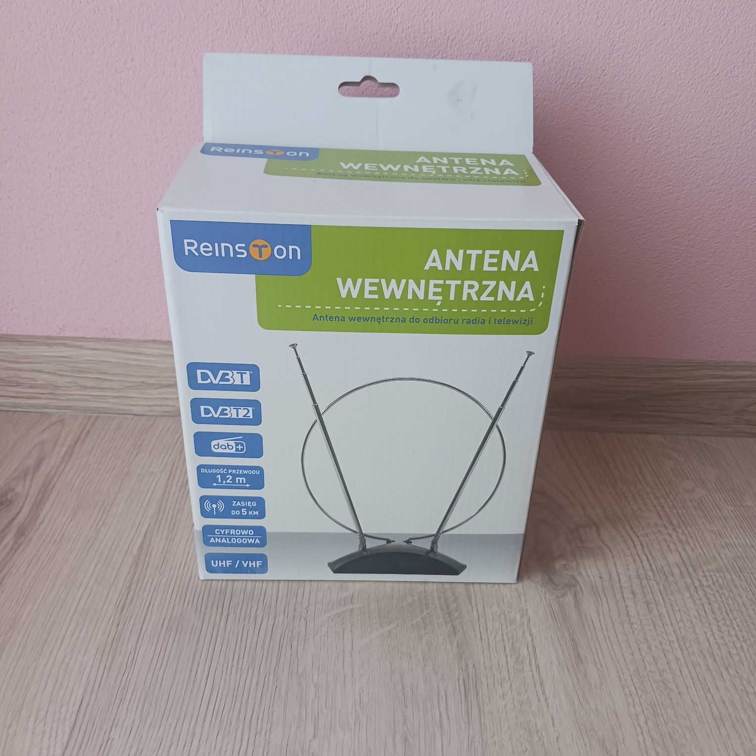 Antena pokojowa do odbioru tv i radia