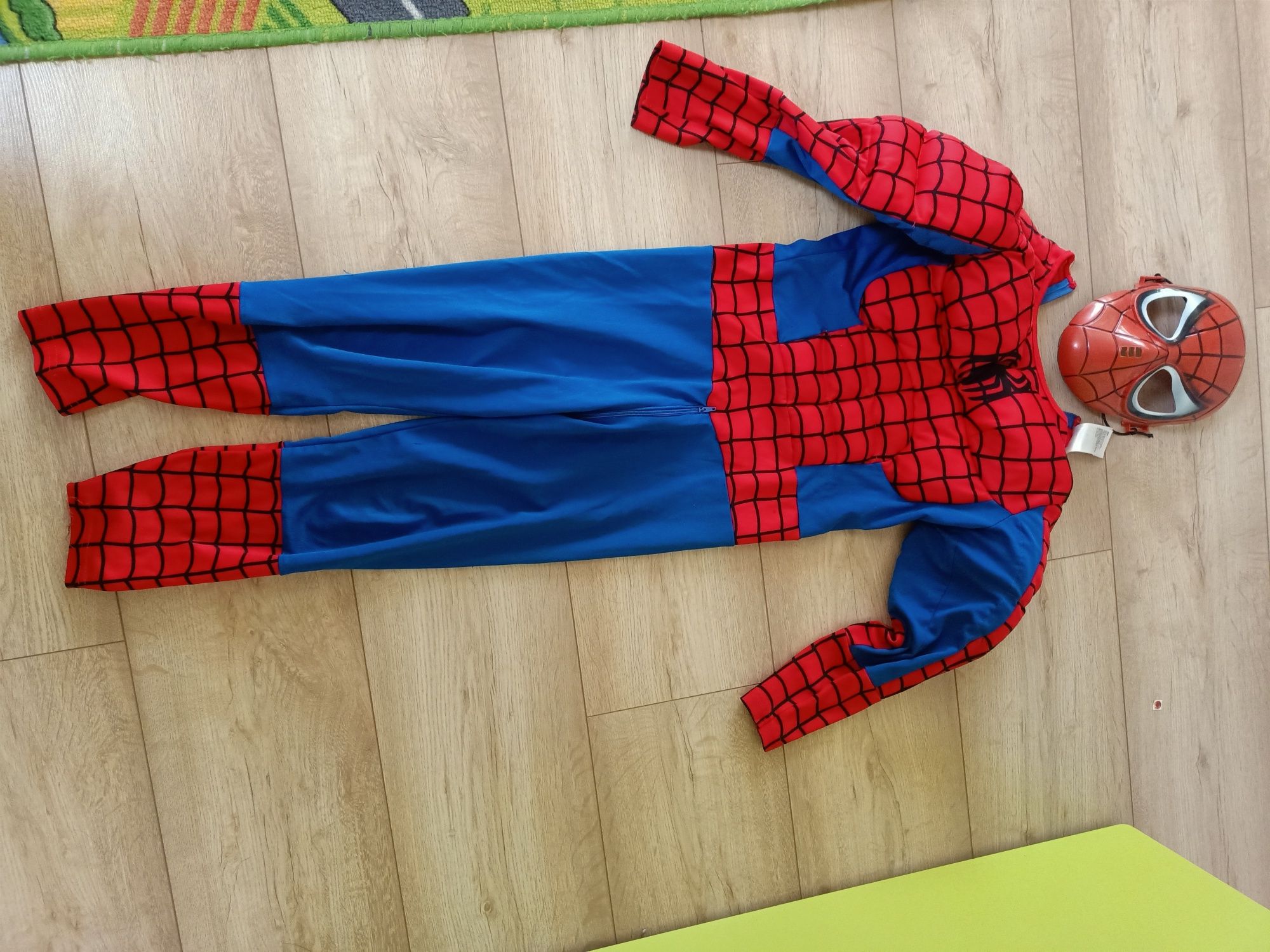 Strój Spidermana z maską h&m 122-128