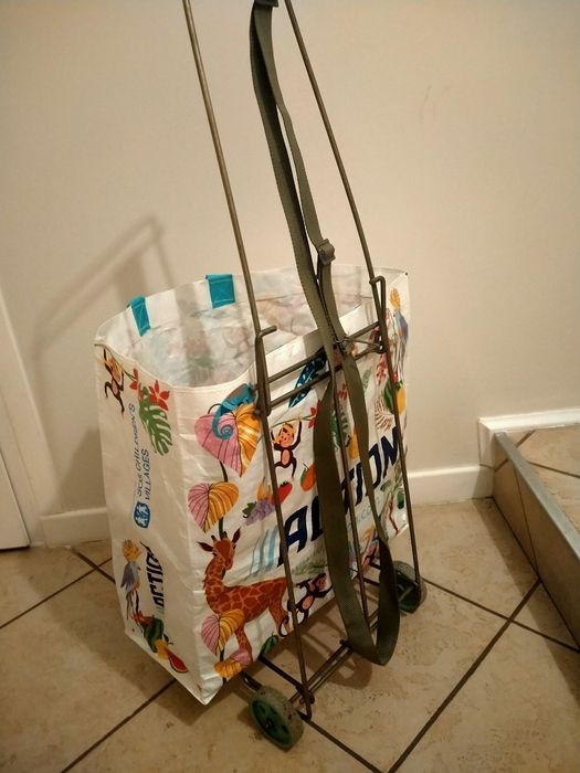 Wózek transportowy na zakupy