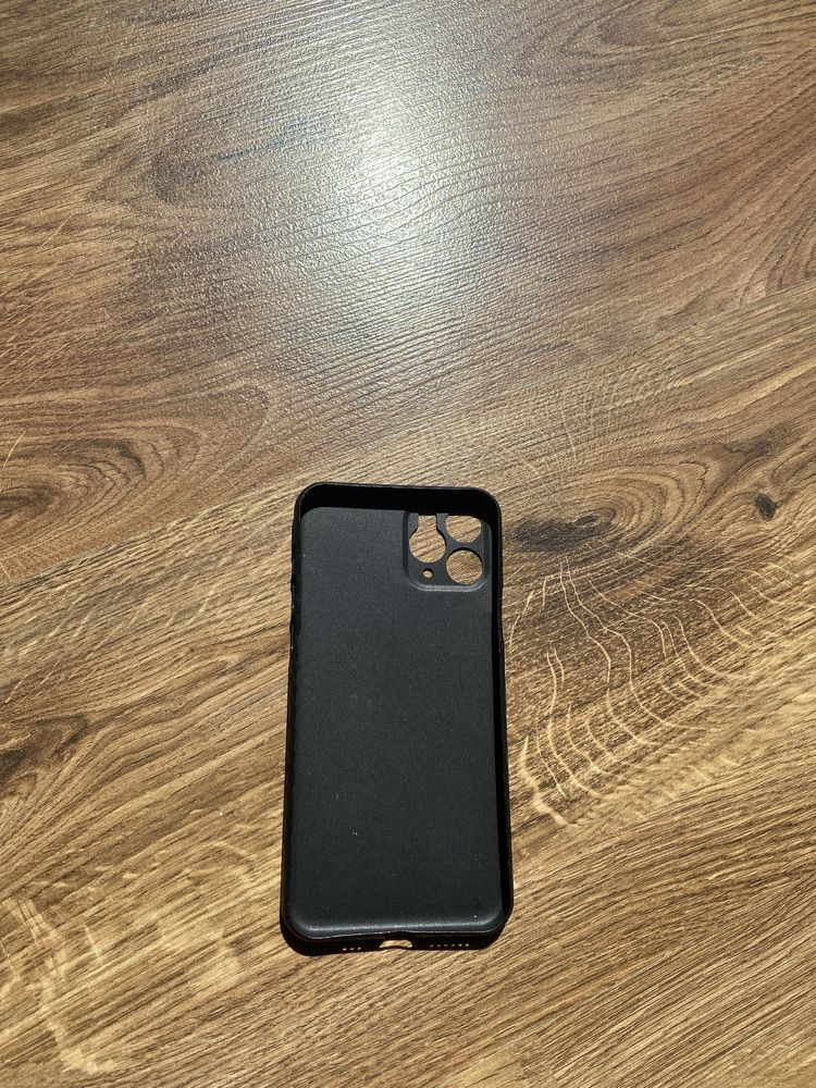 Etui iphone 11 pro carbon