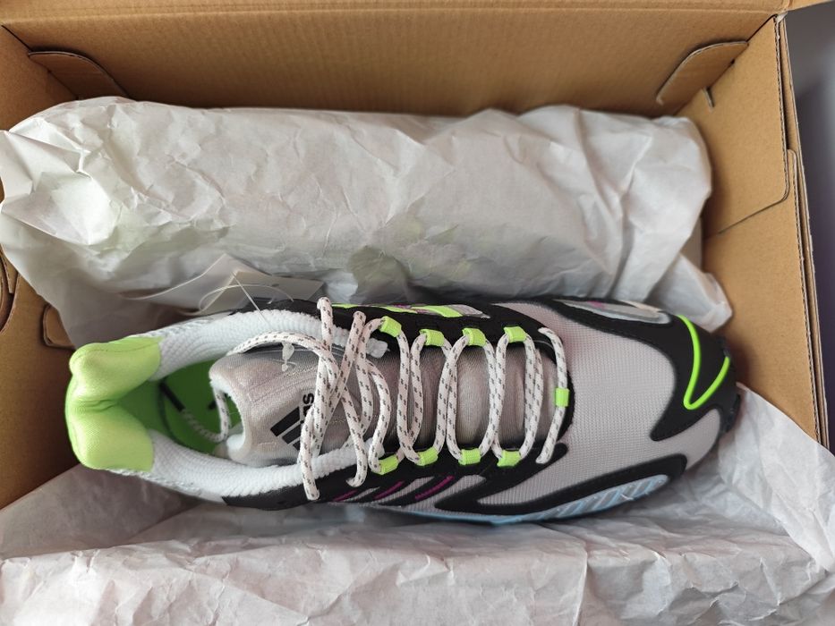 Tênis adidas TORSION TRDC W