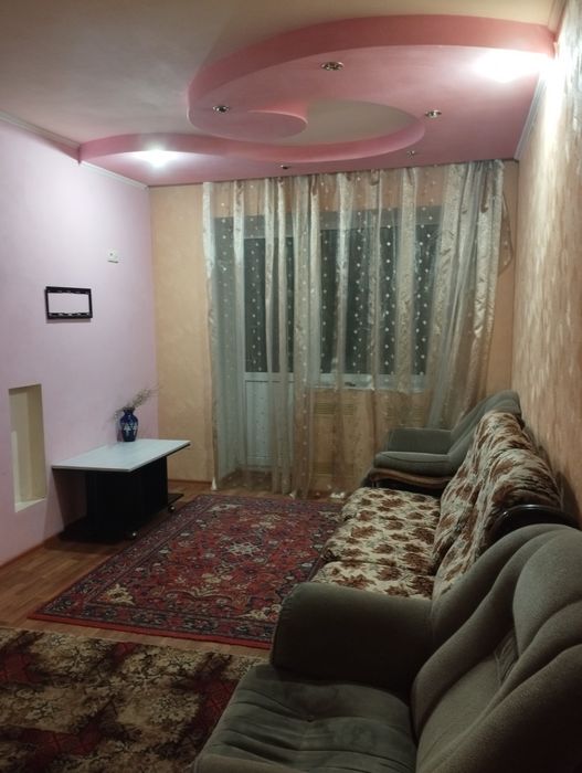 Сдам 2 из кв.возле метро Индустриальная