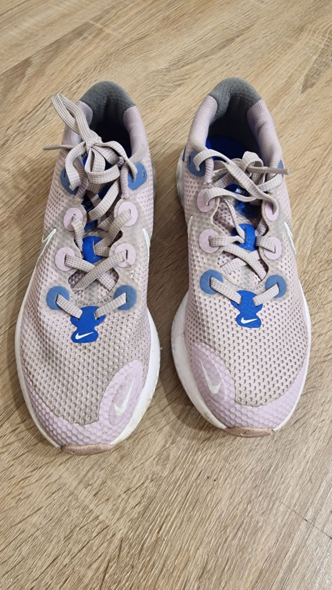 Nike Renew-36 , senhora