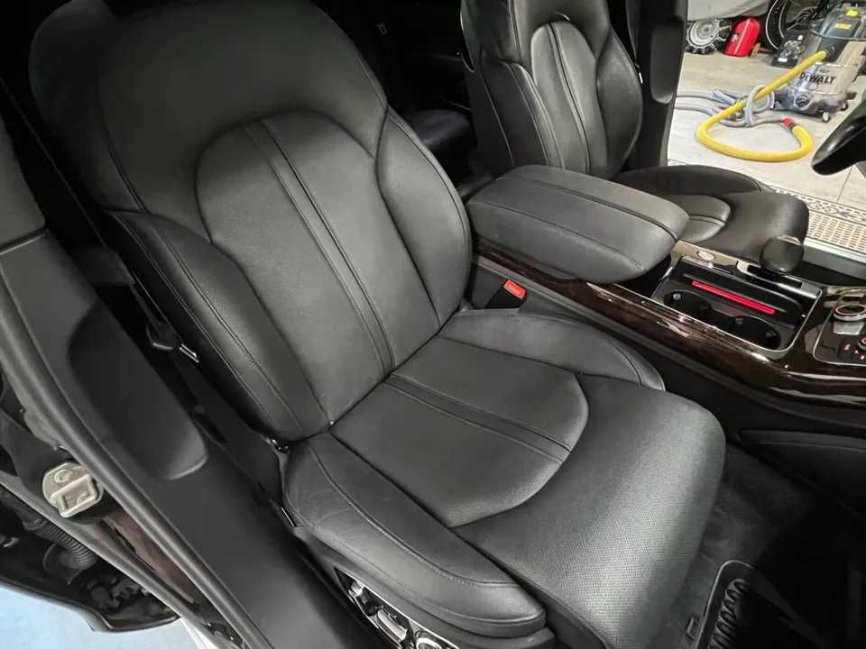 2016  Audi  A8 Prestige