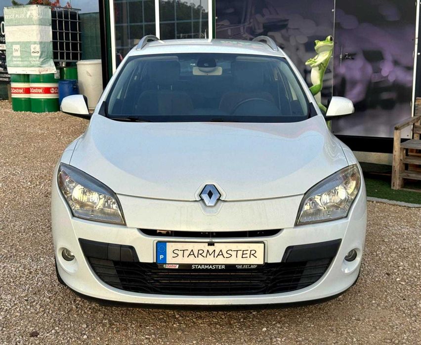 Renault Megane III Grandtour 1.5 DCi- Gasóleo
