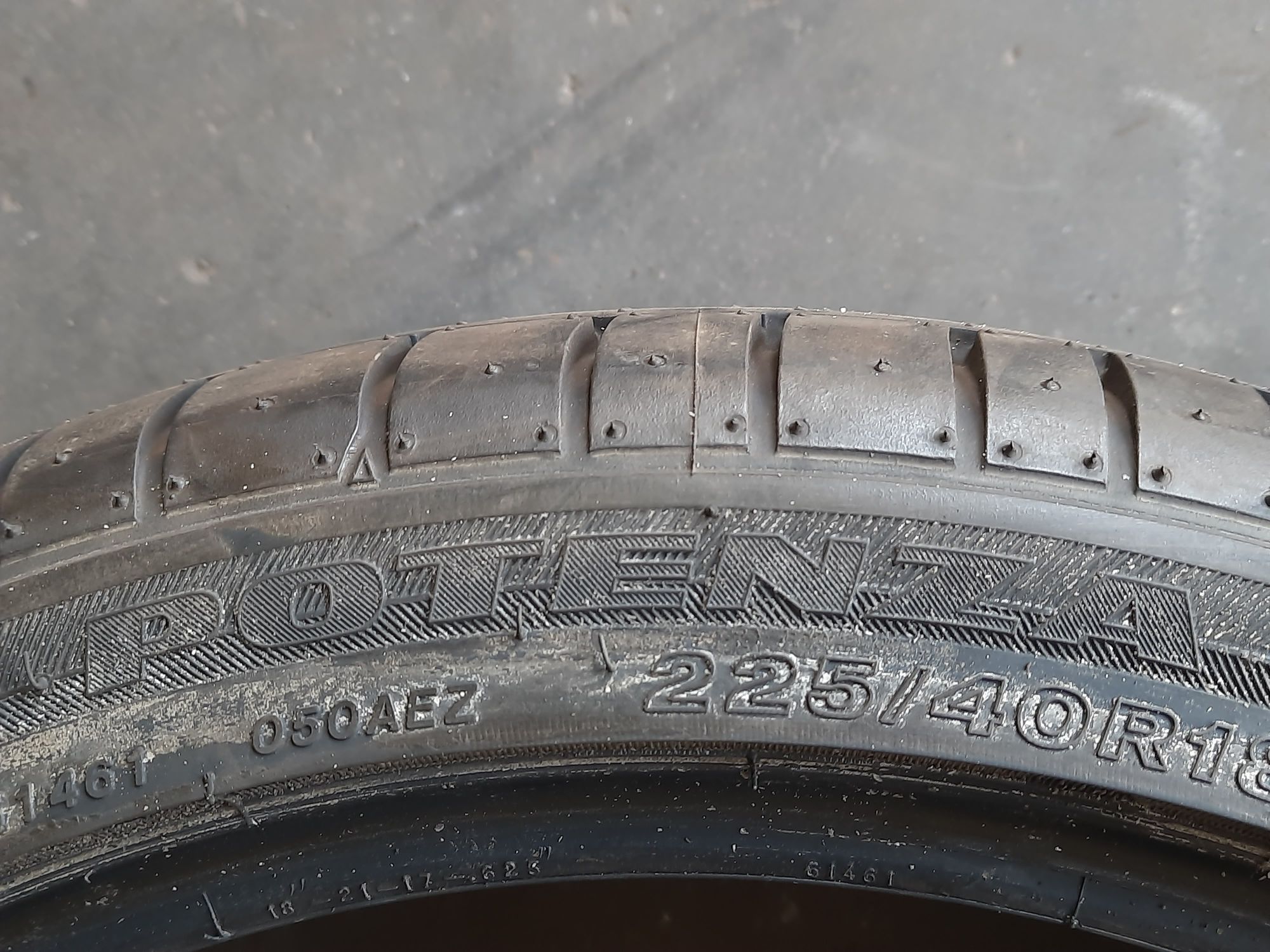 Opona 225/40R18 92Y Bridgestone Potenza RE050A