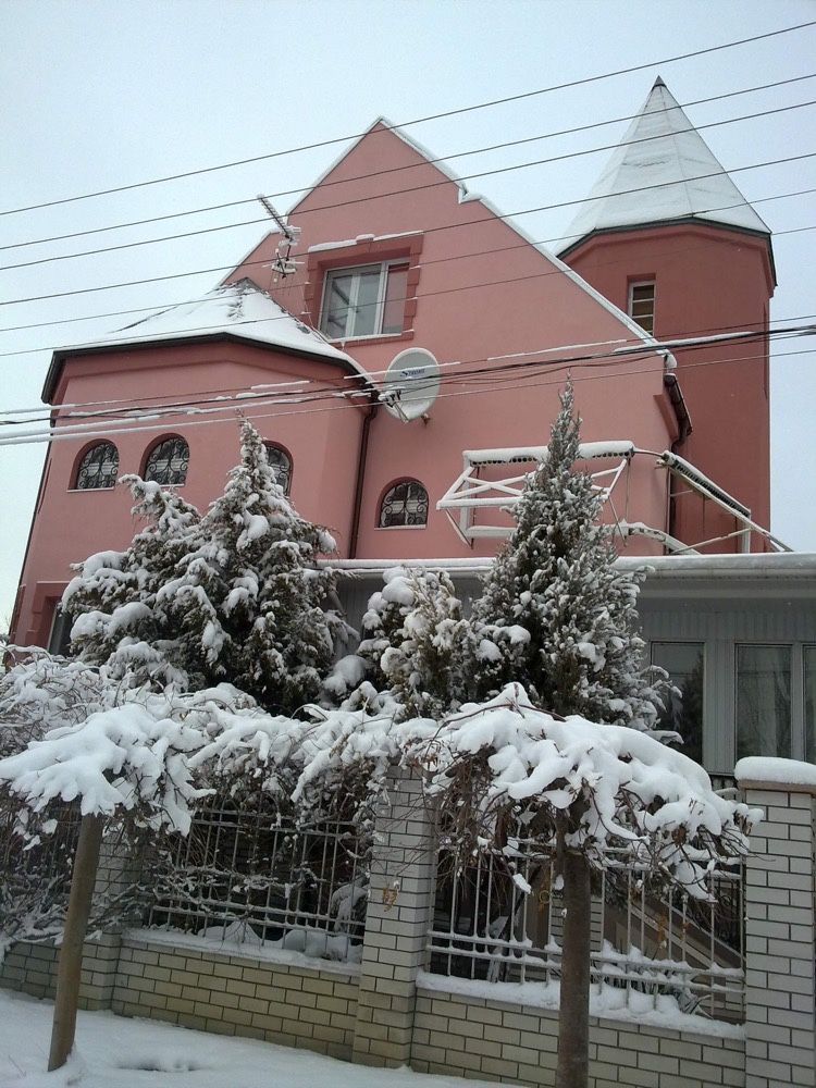 Дім у Слобожанському районі