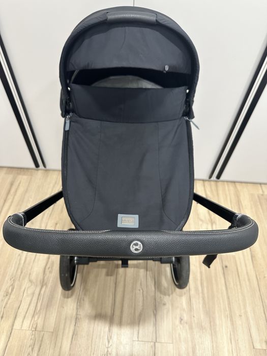 Продам коляску Cybex Priam 4.0  Chrome Black
