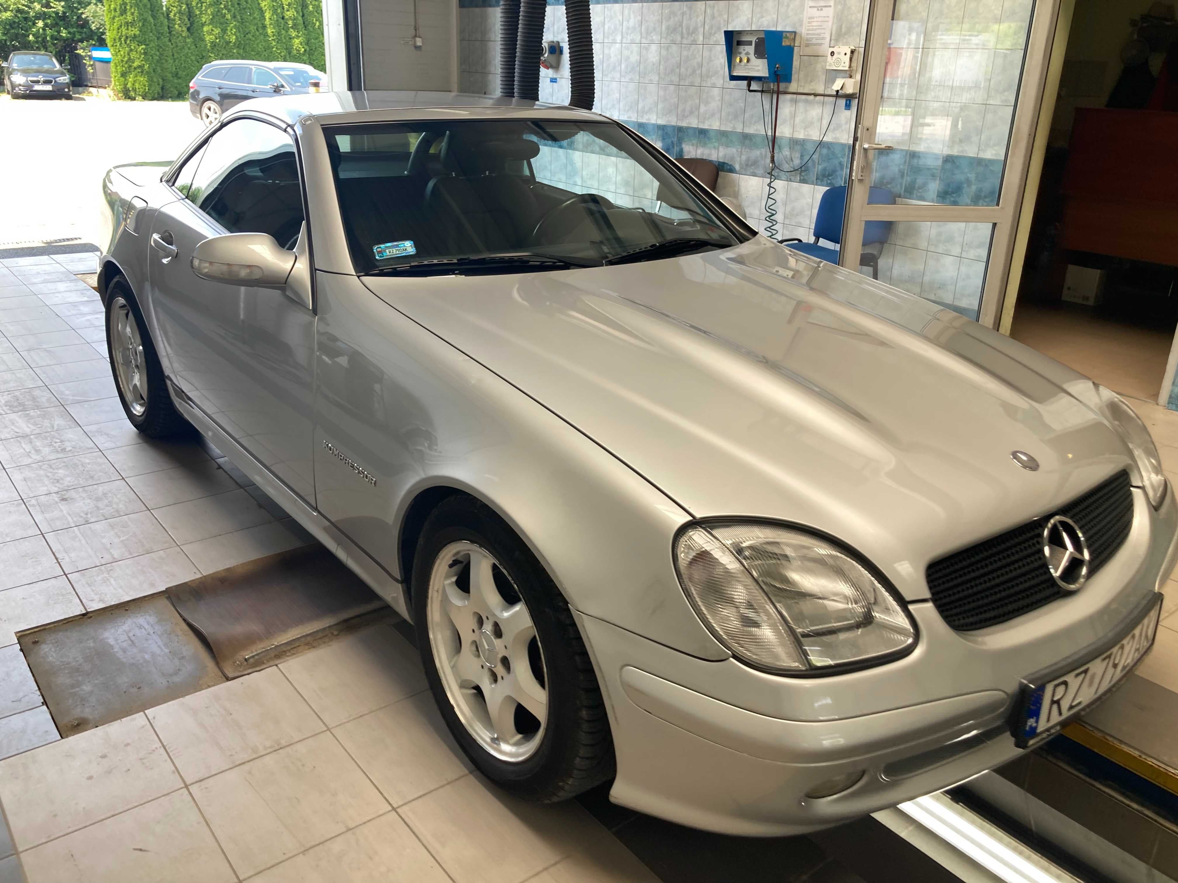 Mercedes  SLK 200