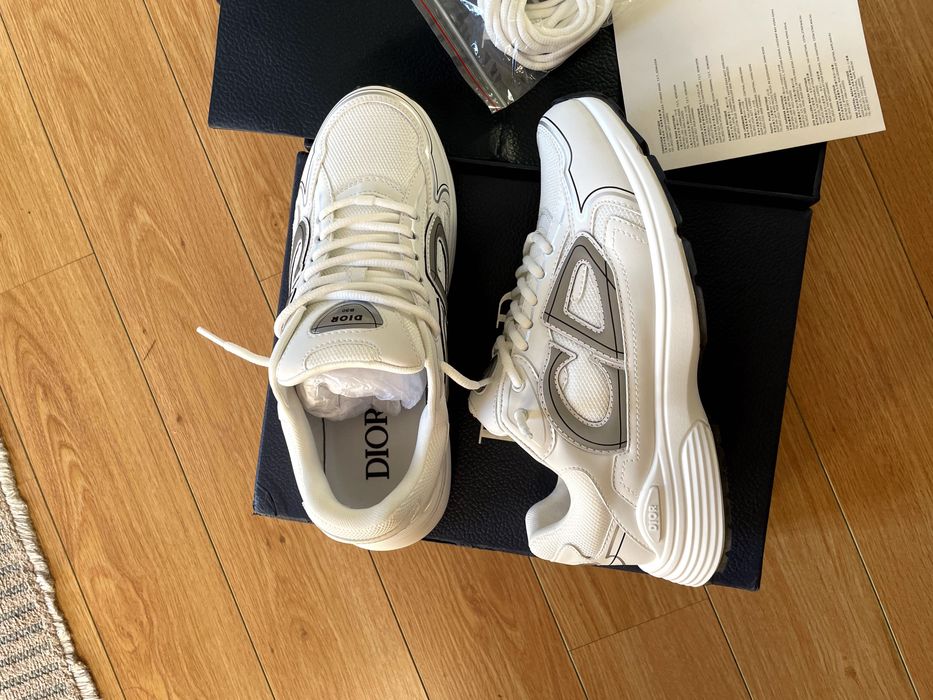 Dior B30 White reflective