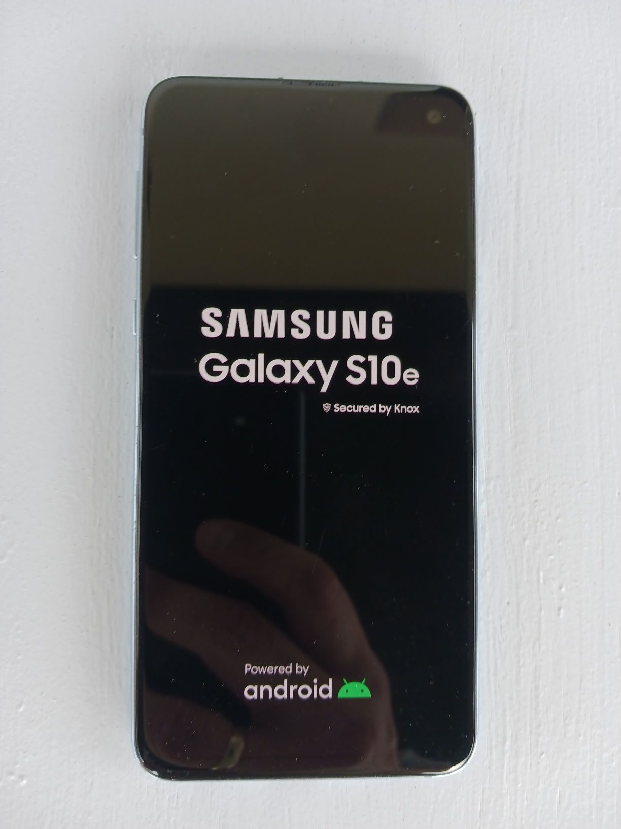 Samsung S10e na części