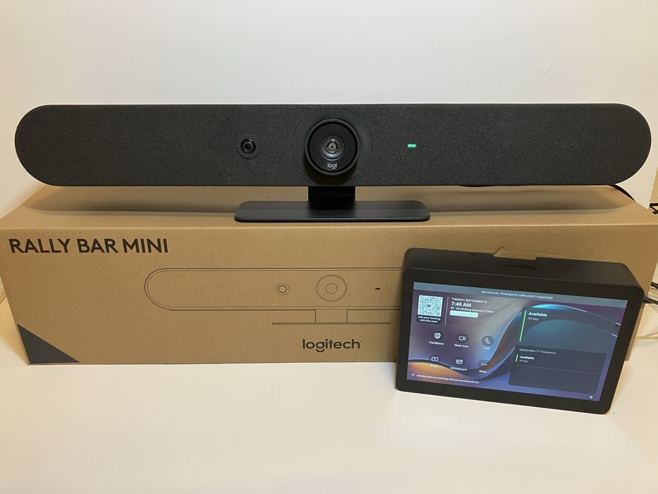 Система видео конференц связи Logitech Rally Bar Mini (960-001351)