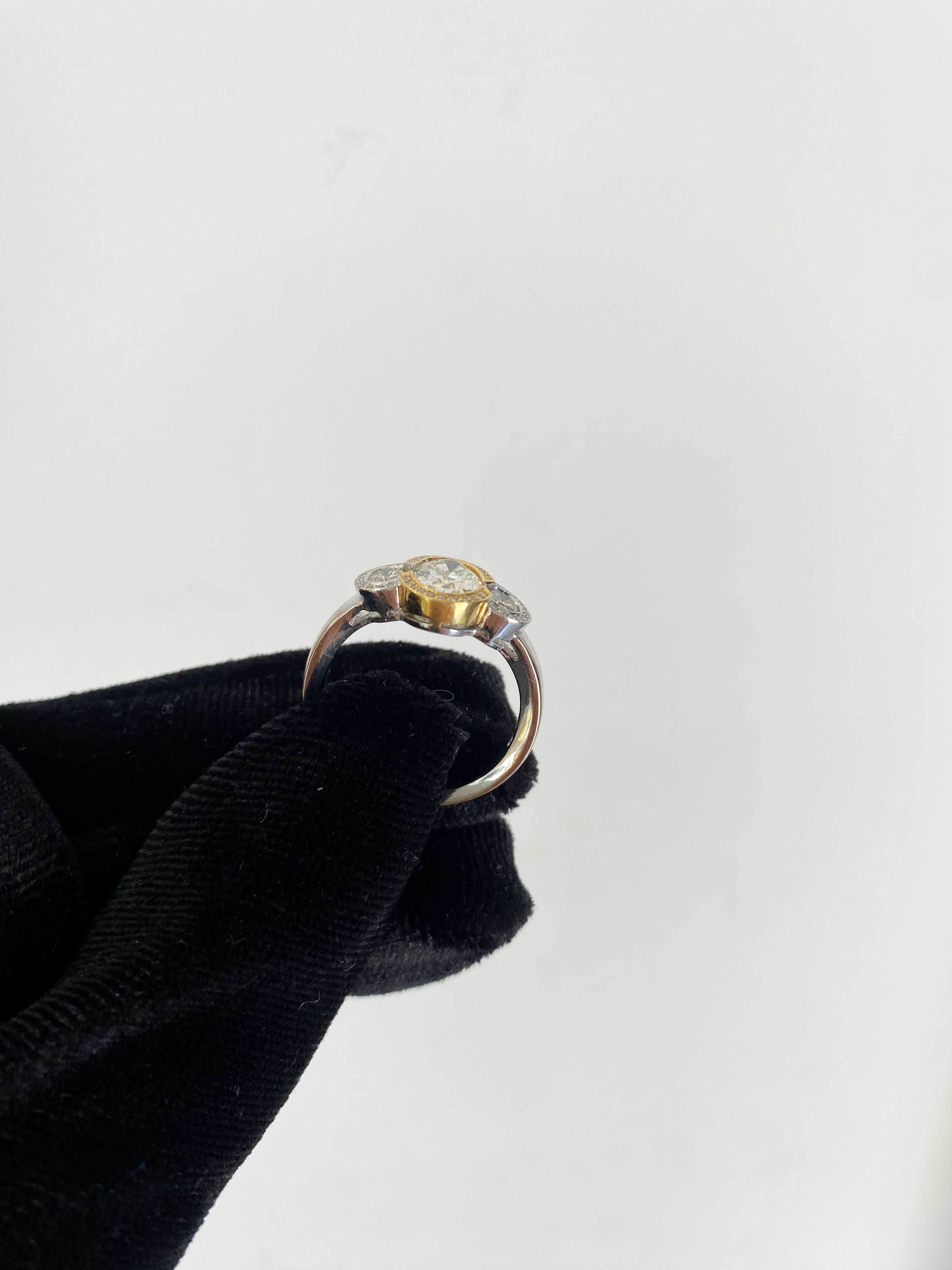 Pierścionek z diamentami naturalnymi 1.68 ct