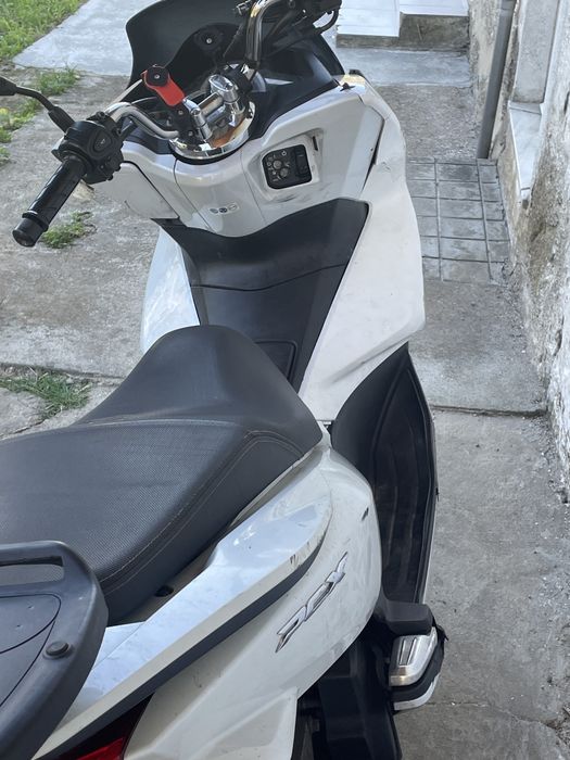 Honda pcx 125 used like good if and boy want send me message very fast
