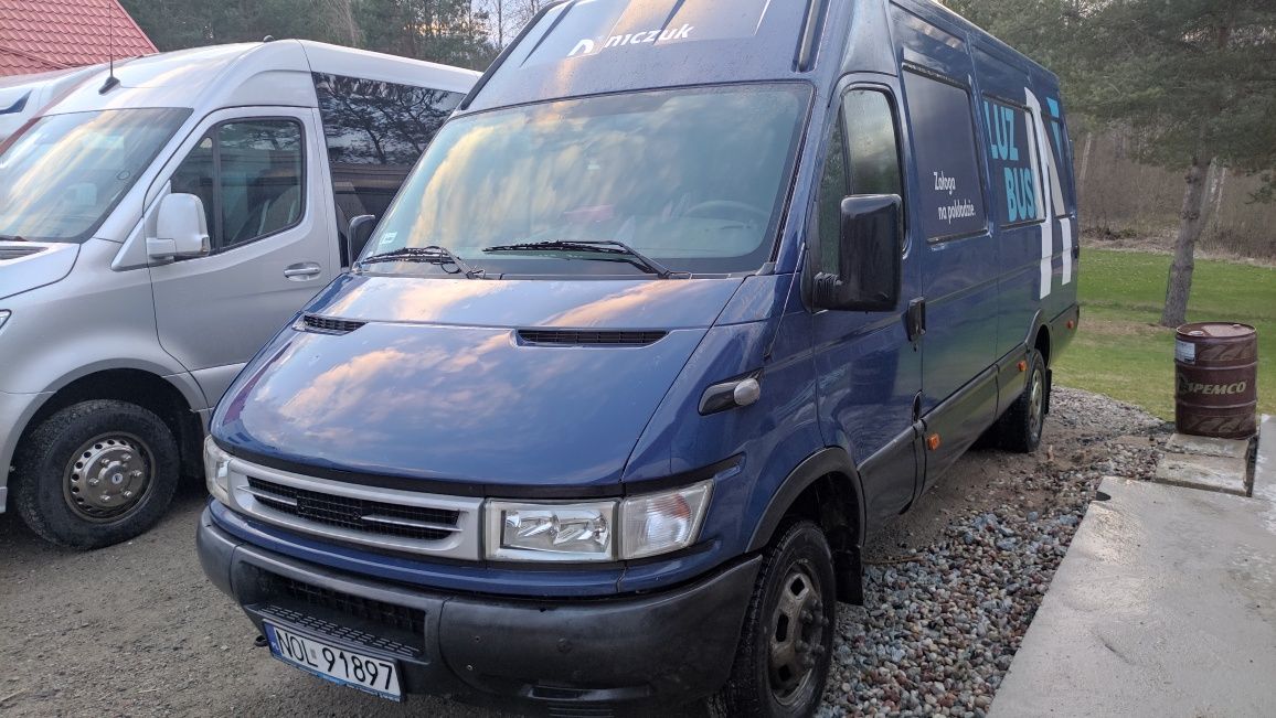 Iveco Daily 3.0 , 2006 rok, autobus 20 miejsc