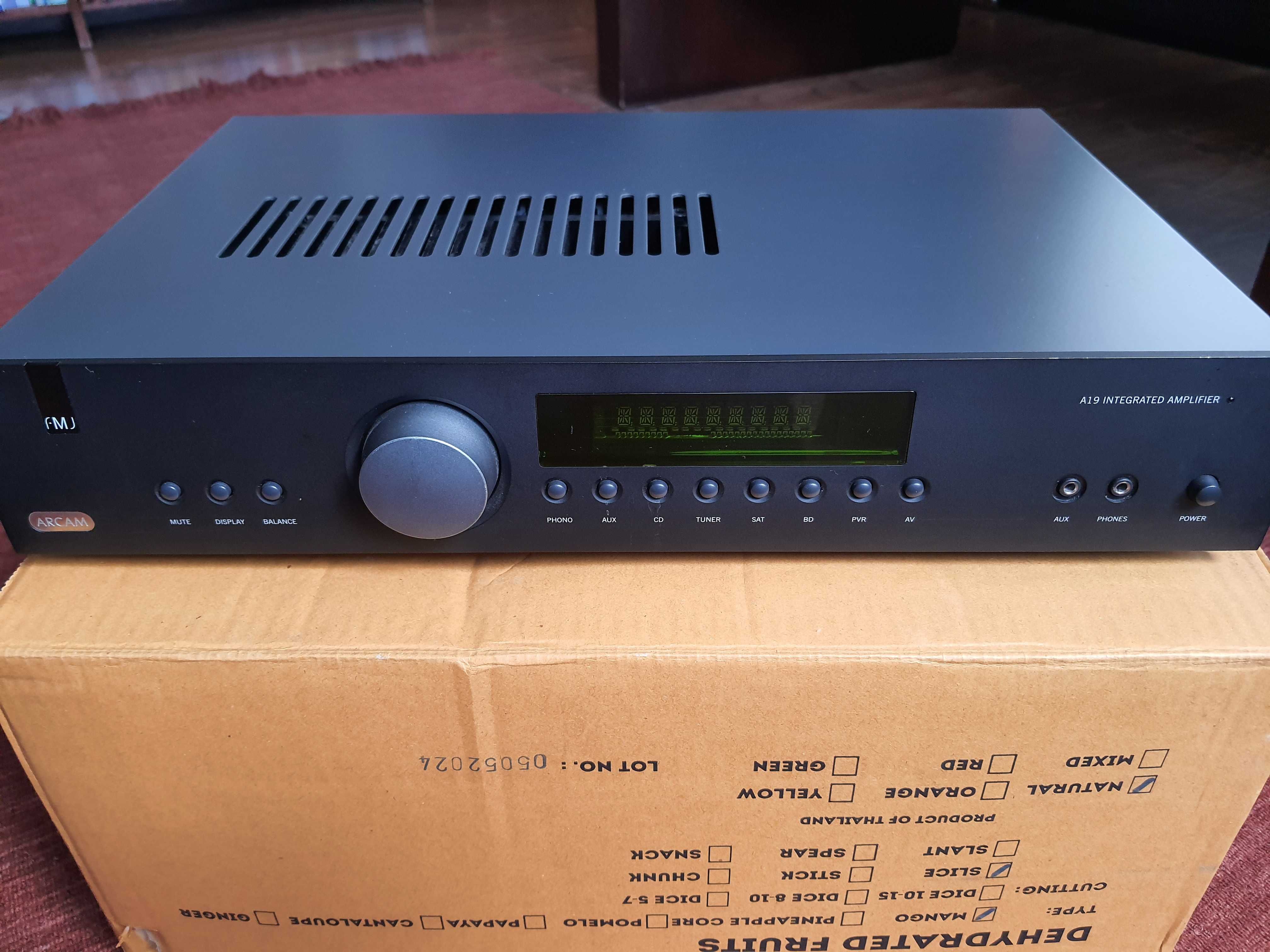doskonały klasyczny wzmacniacz stereo Arcam FMJ A19