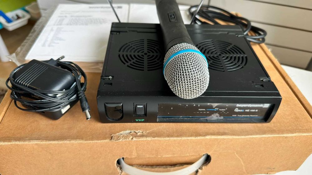 Радіомікрофон Beyerdynamic Opus NE 100 S + SEM180