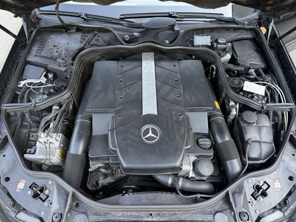 Mercedes E500 W211 5.0 V8