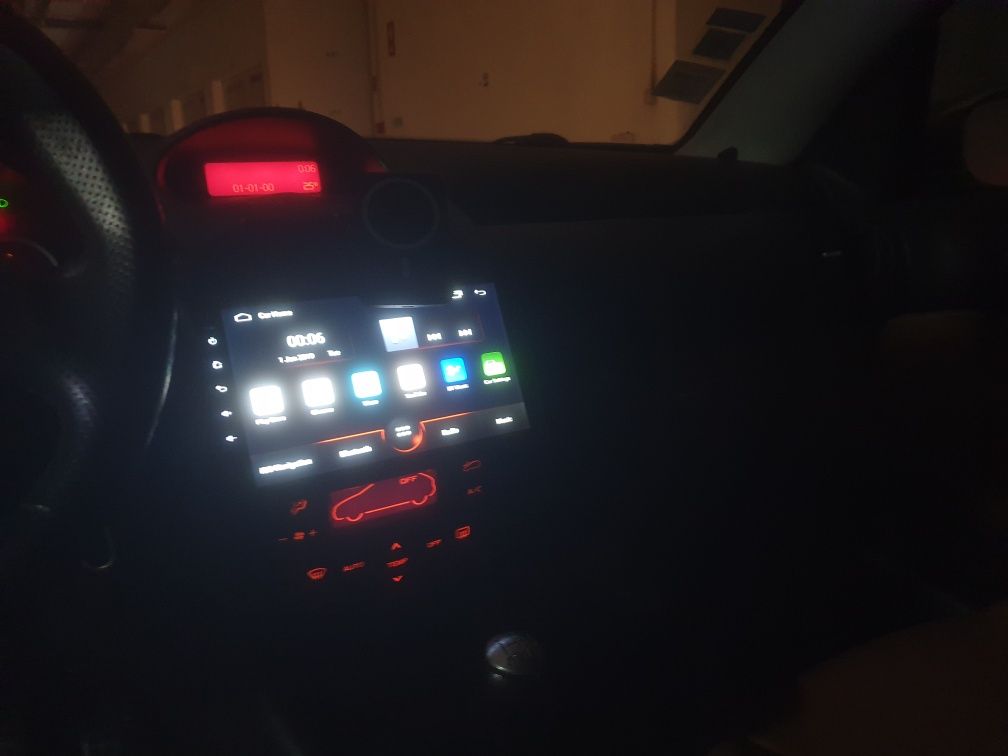 Peugeot 206cc  esta em optimo estado tem camara