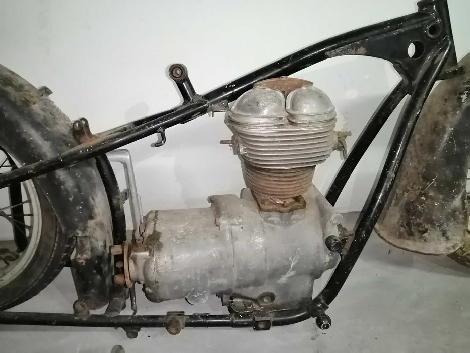 Bmw R25 - Peças.