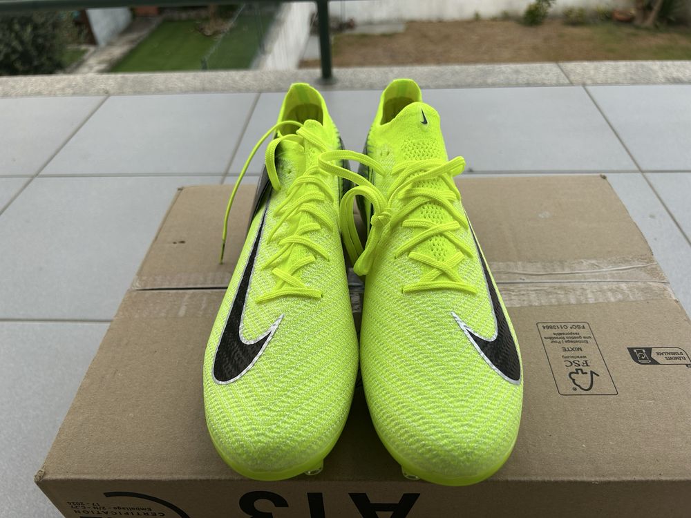 Nike mercurial green