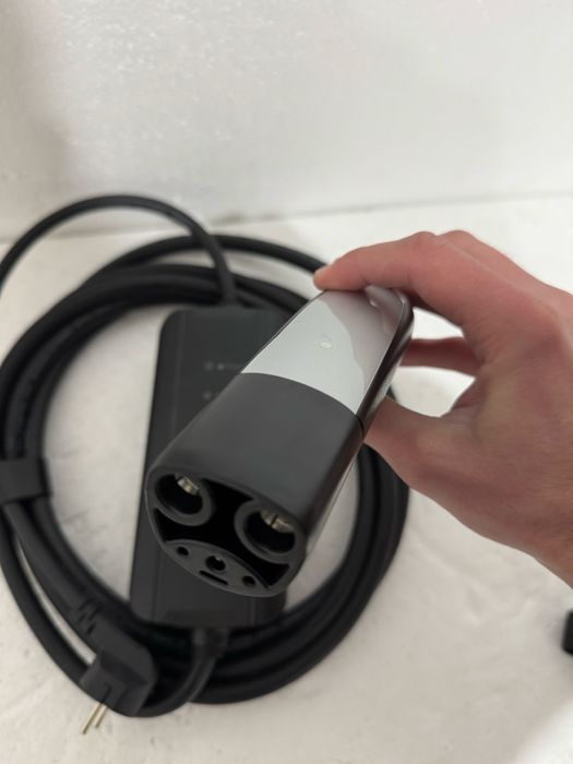 Зарядка Tesla 16А для електромобілв які приіхали з США