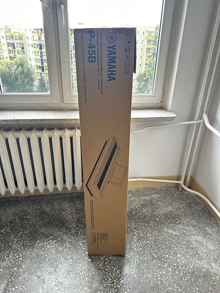 Yamaha P-45B keyboard
