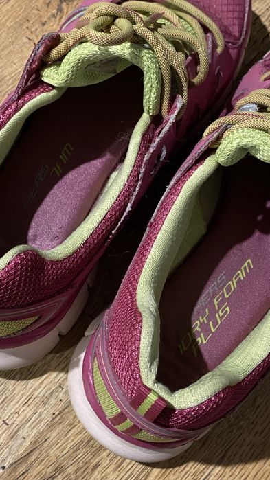 Кроссовки skechers 37,5