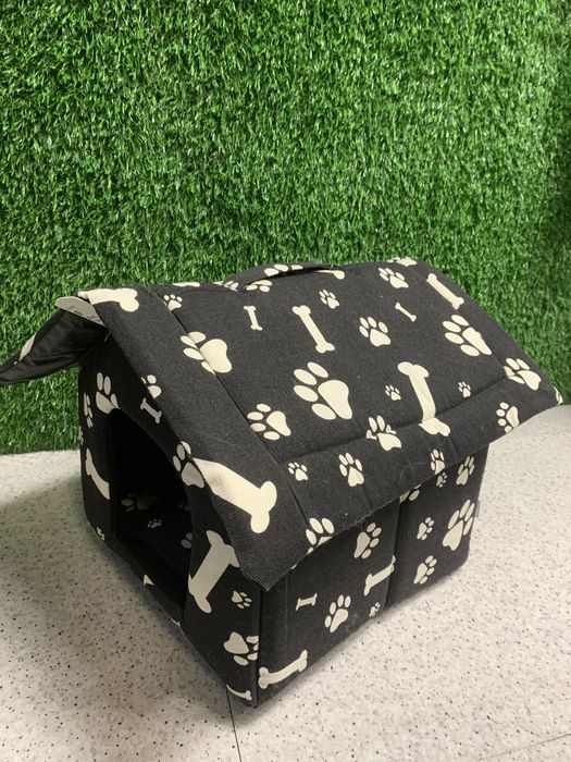 Domek dla psa czarny maly