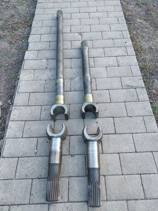 Полуось камаз перед.зад. 4310.43114.43118.16 шлицов.20 шл