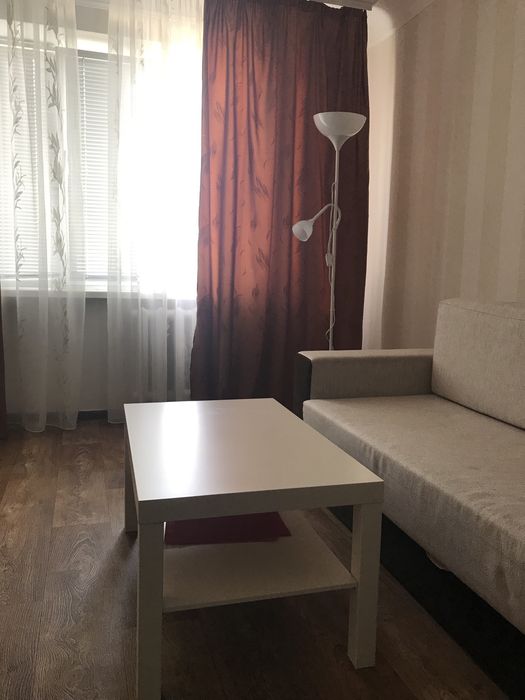 квартира 2 кімнатна посуточно подобово у м. Горішні Плавні