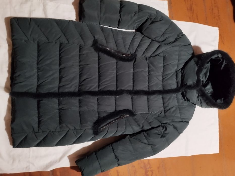 Пальто женское,зимнее 50 размер