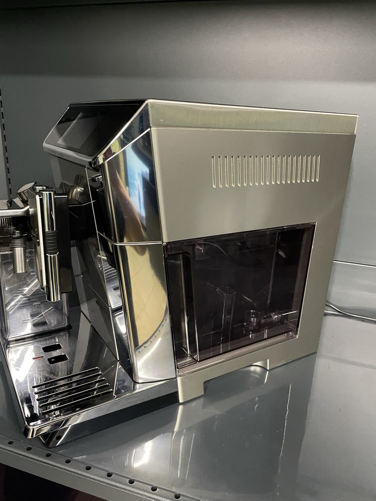 DeLonghi PrimaDonna Elite ECAM656.75.MS