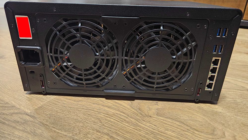 Serwer plików NAS Synology DS1815+ Intel Atom C2538 2.4 GHz 8GB DDR3