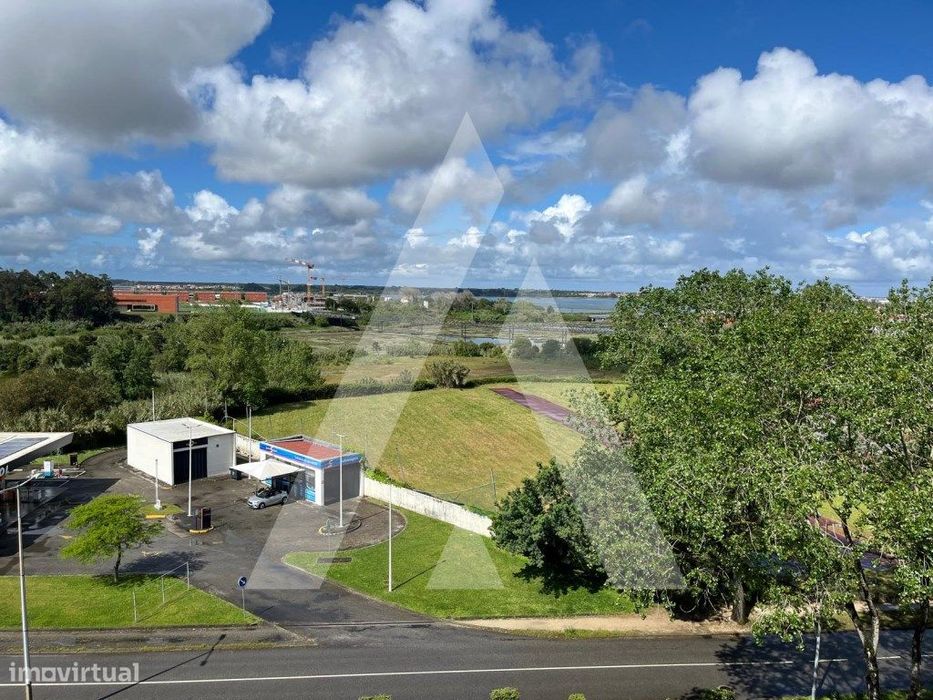 Apartamento T3 na Urbanização Chave, a um passo da Universidade de ...