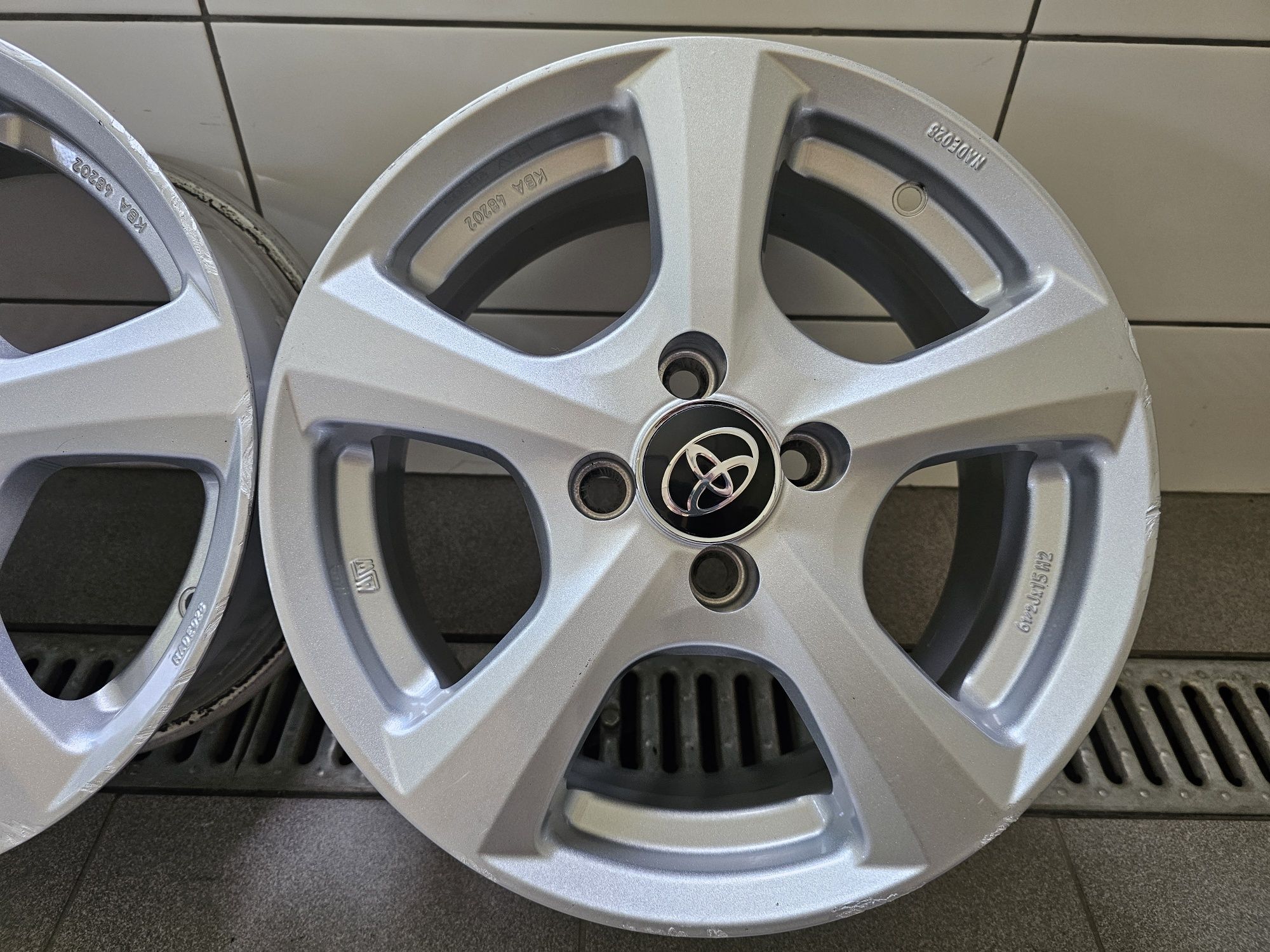 Alufelgi 15 4x100 Hyundai I10 I20 Honda Jazz Toyota Yaris Kia Rio Pica
