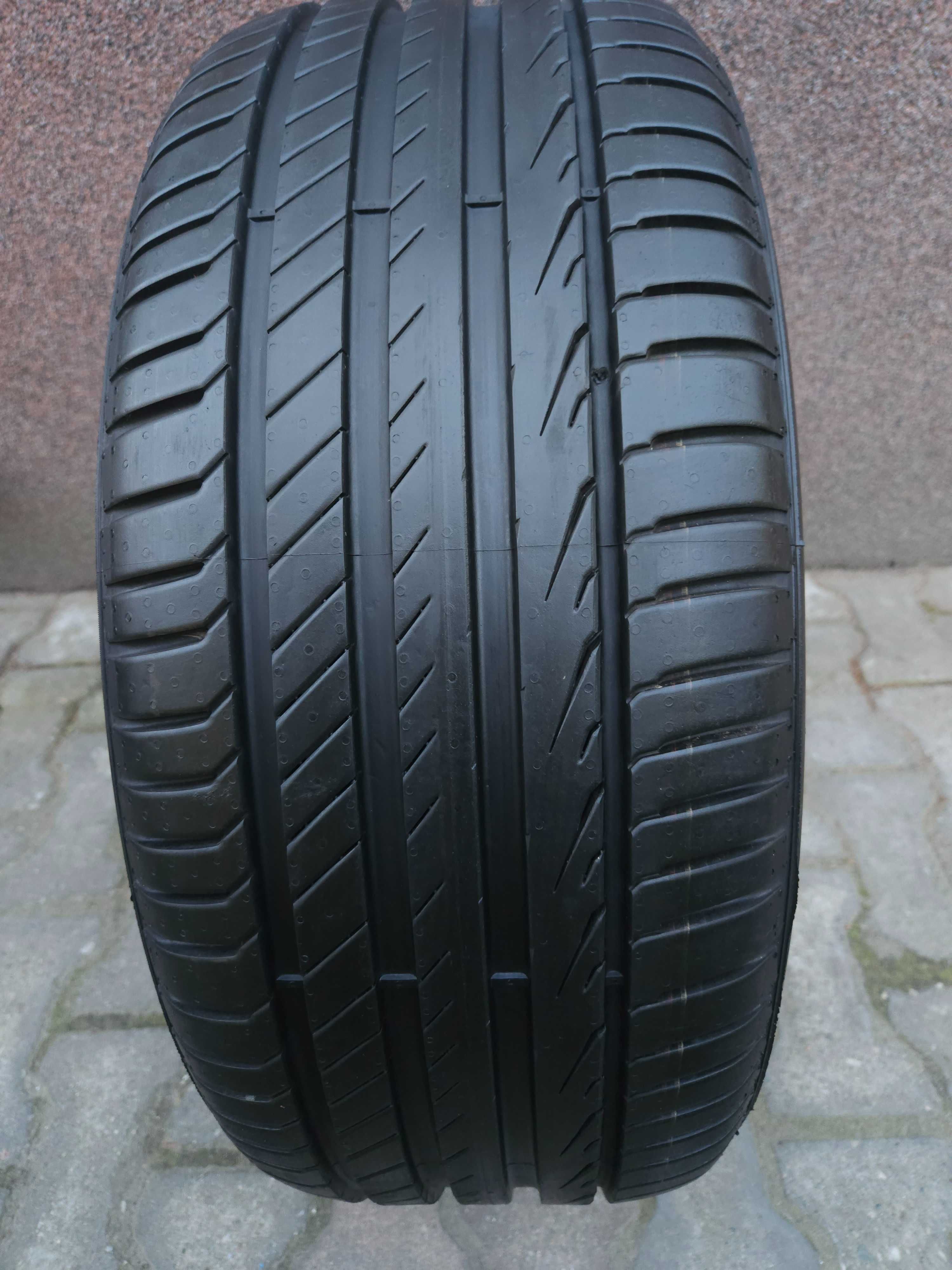 235/45R18 pirelli cinturato p7 c2