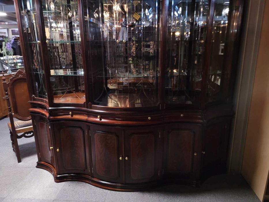 Excelente móvel / cristaleira - óptimo estado e qualidade