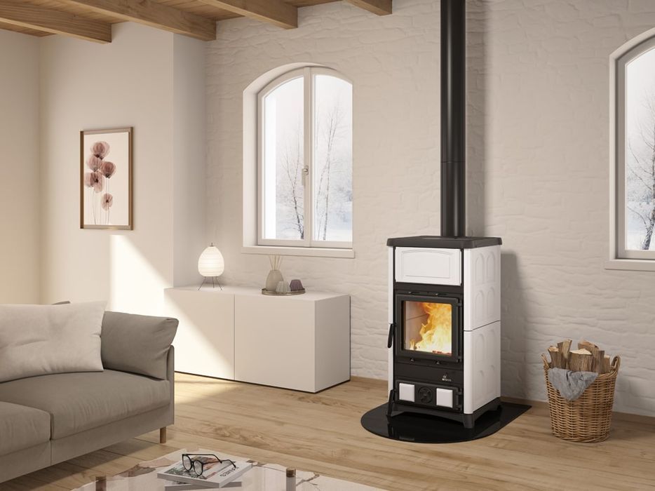 Piec na drewno z systemem EPS na drewno La Nordica Concita 2.0