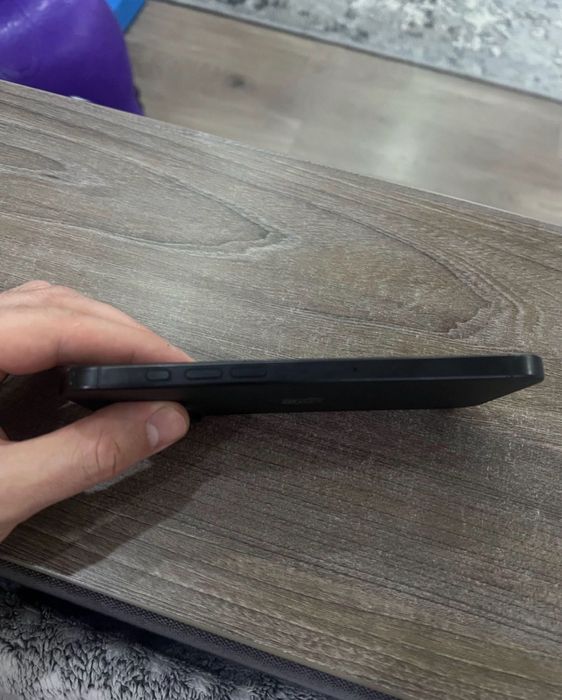 Продам IPhone 16 pro