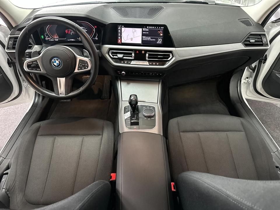 BMW 318 d Touring Pack Desportivo M Auto