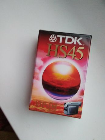 Відеокасета TDK HS45.