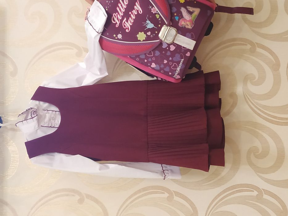 Блузка біла (нова)