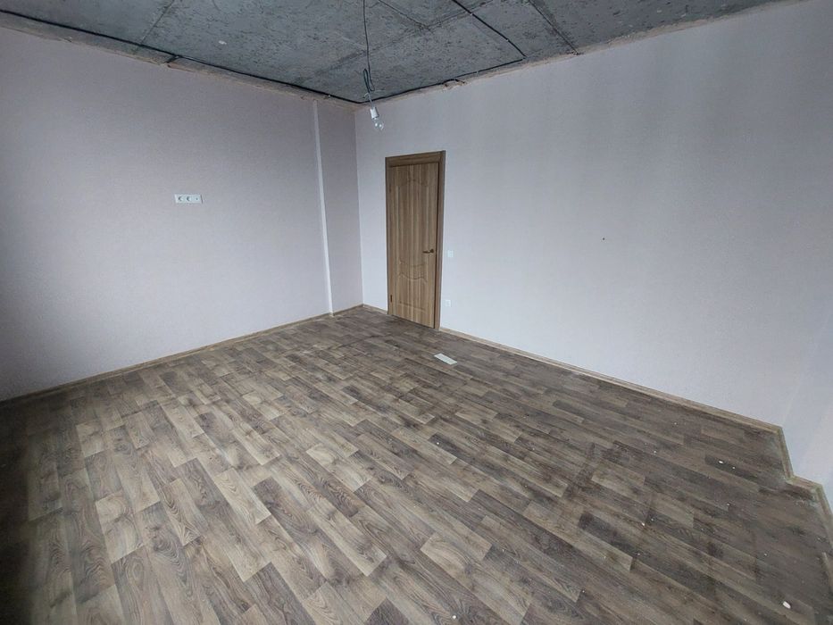Простора двокімнатна квартира
