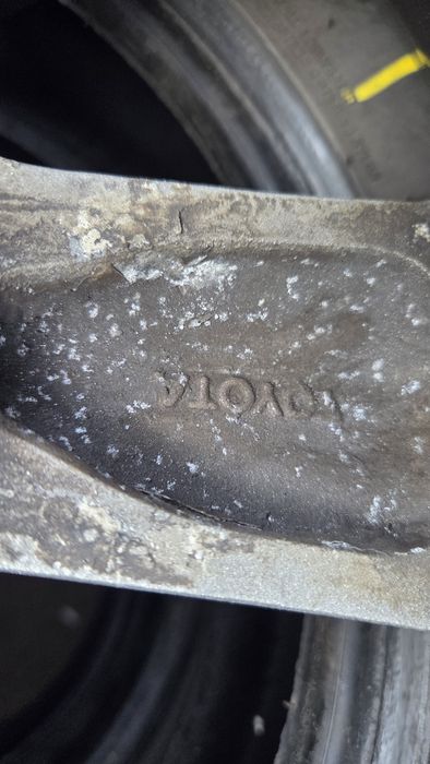 диски 17 5/114.3 Toyota Lexus оригинал графит