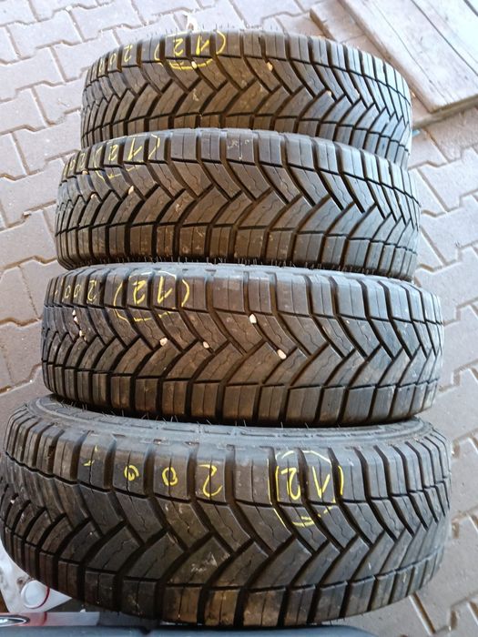 Opony całoroczne wielosezonowe 195/65/16c Michelin Agilis CrossClimate