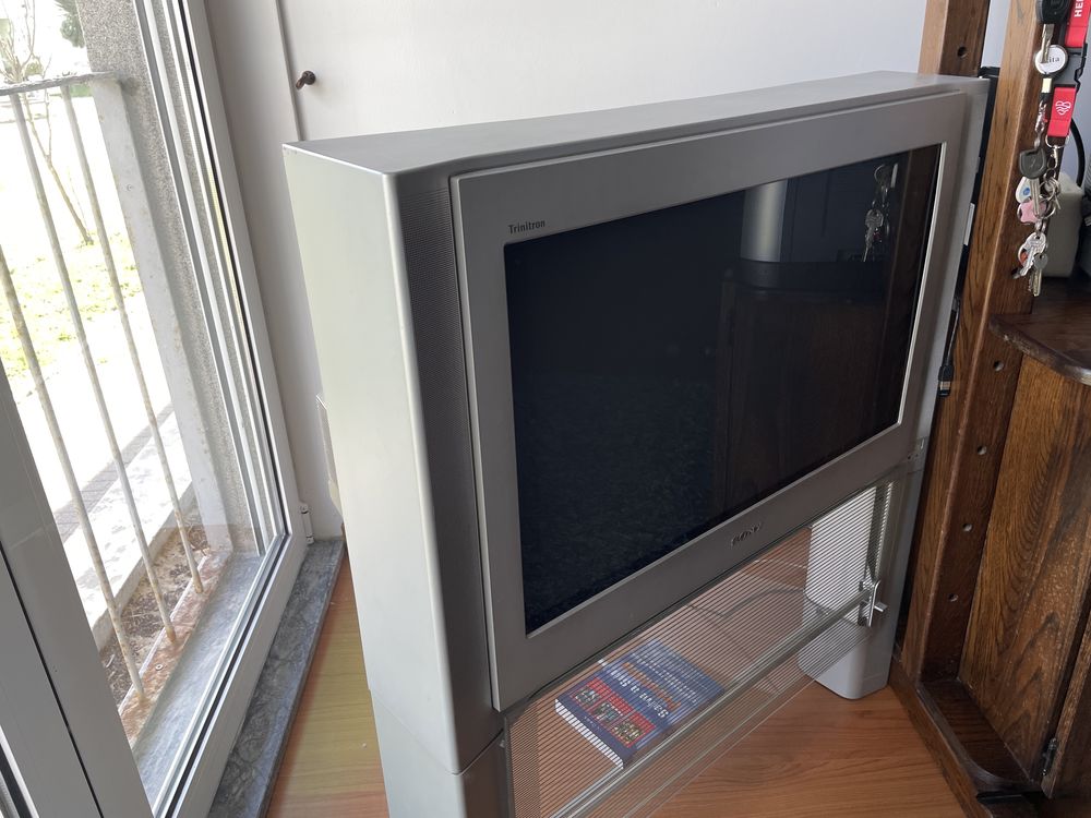 Sony Trinitron KV-32FX65E