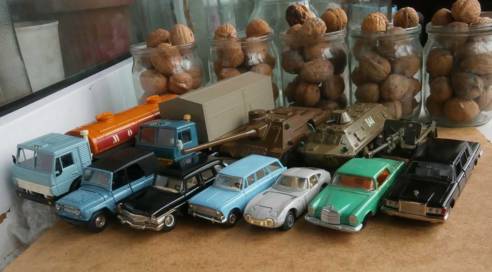 Модель СССР 1:43 УАЗ Москвич САУ Зил ГАЗ Камаз БТР Зис Toyota Mercedes